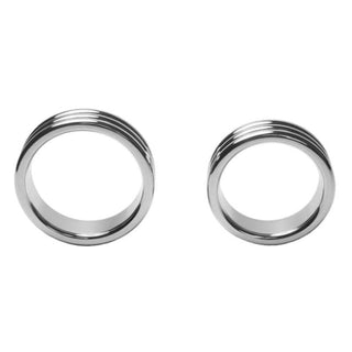 Detailed view of the stainless steel ring with dimensions: Thickness 0.20 inch, Width 0.59 inch