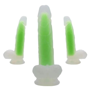 Flexible silicone dildo with textured veins for extra stimulation image.