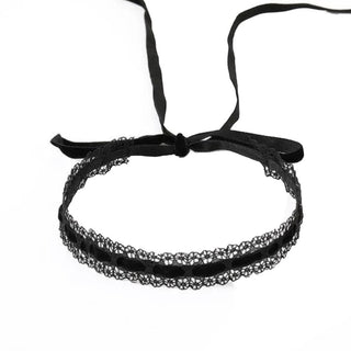 A versatile and discreet image of Seductive Lace Velvet Wife Collar and Choker, designed for comfort and quality with lace and velvet materials.