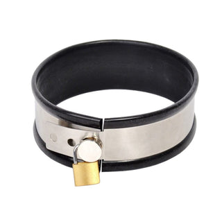 This is an image of the versatile Erotic Bondage Locking Collar with two sizes available - 4.72 inches (12 cm) and 5.51 inches (14 cm) for a perfect fit.
