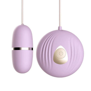 Displaying an image of The Satisfyer Egg Vibrator Remote showing its compact dimensions for perfect fit.