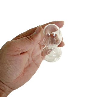 A picture of the premium glass construction of the anal plug, perfect for temperature play.