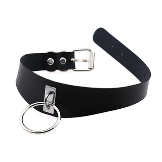 Displaying an image of the collar measuring 17.72 inches in total length, with an adjustable size from 11.81 to 15.75 inches, guaranteeing a perfect fit.