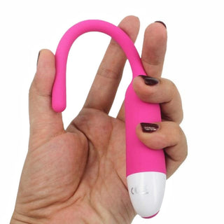 A detailed view of the Comfy Silicone Urethral Vibrator, emphasizing its comfortable width of 0.29 inches and length of 7.87 inches.
