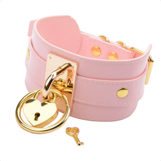 Oversized Girly Pink Leather Collar with PU leather material and 11.4-15.3 inches length.