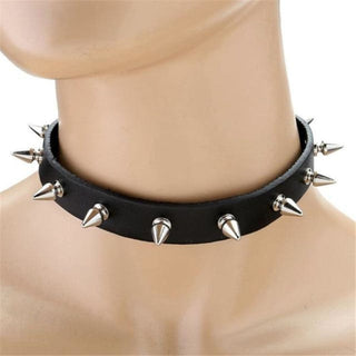 Presenting an image of Vintage Leather Studded Collar in black and silver with metallic spikes for a thrilling playtime.