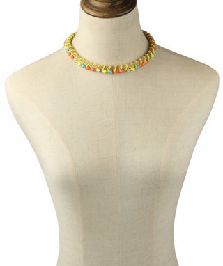 Luxurious and durable collar made from gold-plated zinc alloy with synthetic gemstones for added elegance.